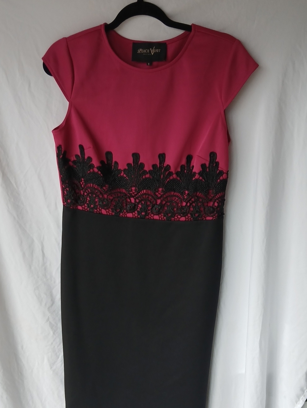 Peach Velvet Two-Tone Lace Trim Sheath Dress in Fuchsia and Black